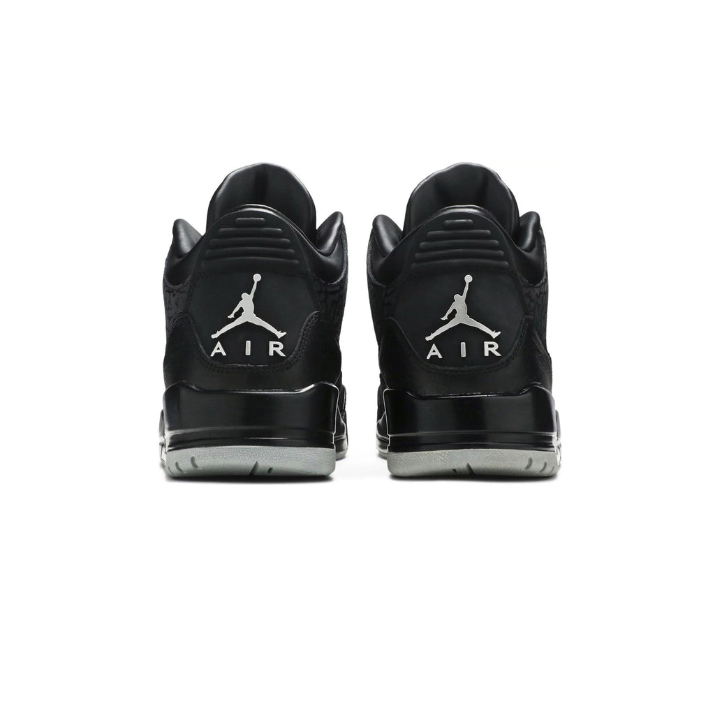 Air Jordan 3 Retro 'Black Flip' (2011)