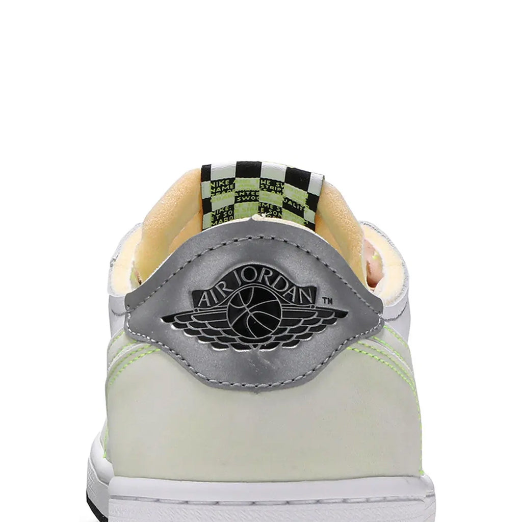 Air Jordan 1 Low OG 'Ghost Green'