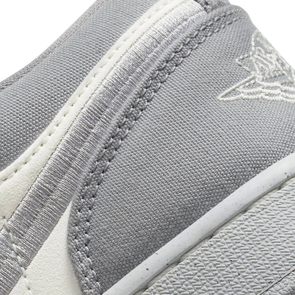 Air Jordan 1 Low SE 'Light Steel Grey' W (2023)