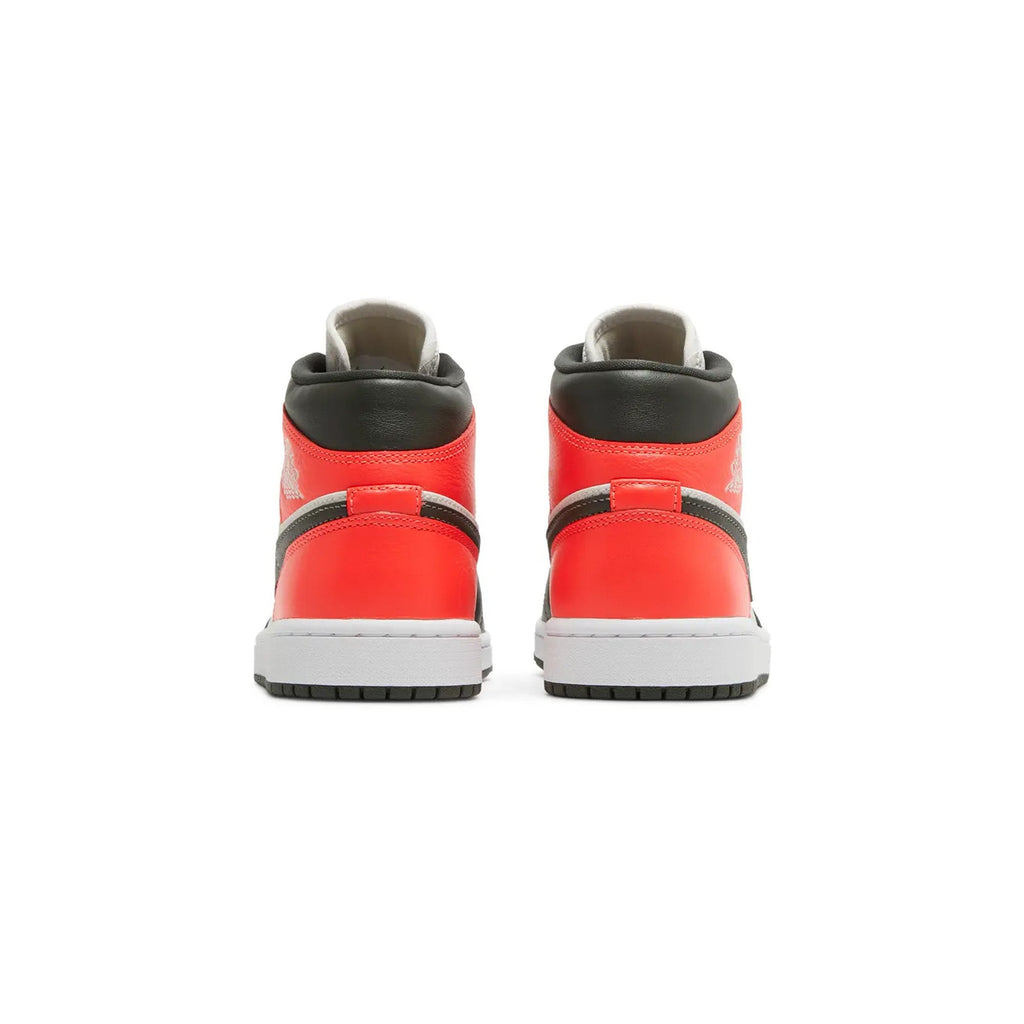 Air Jordan 1 Mid 'Newsprint Light Orewood Brown' W (2022)