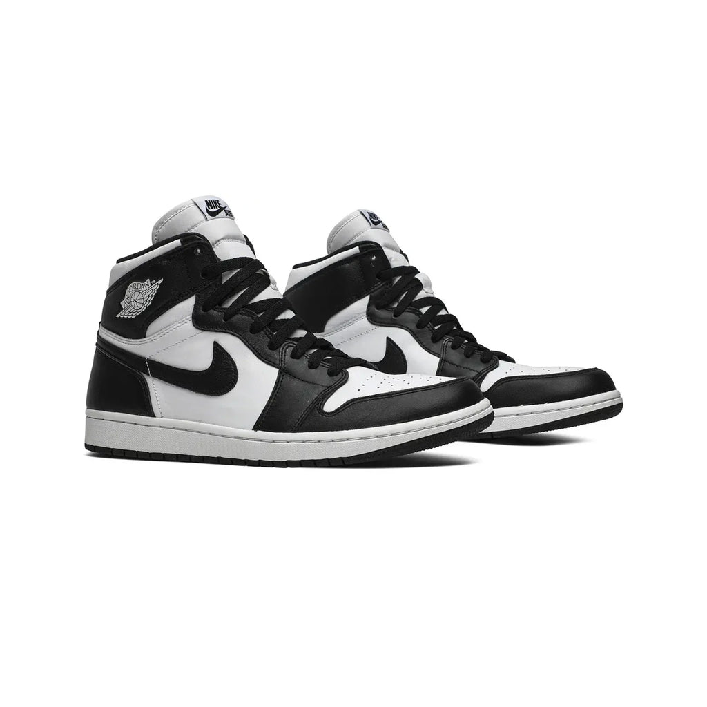 Air Jordan 1 Retro High OG 'Black White' (2014)