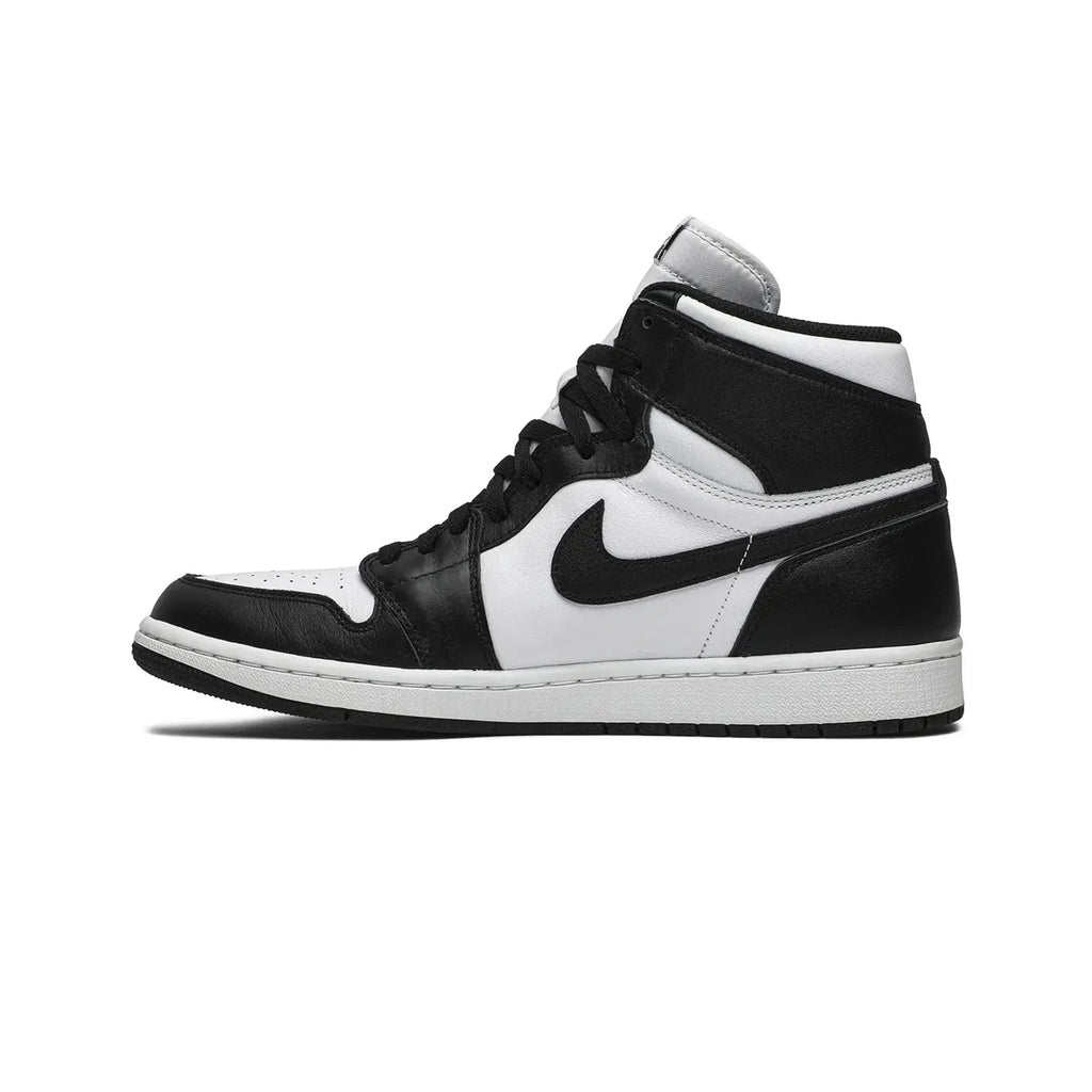 Air Jordan 1 Retro High OG 'Black White' (2014)