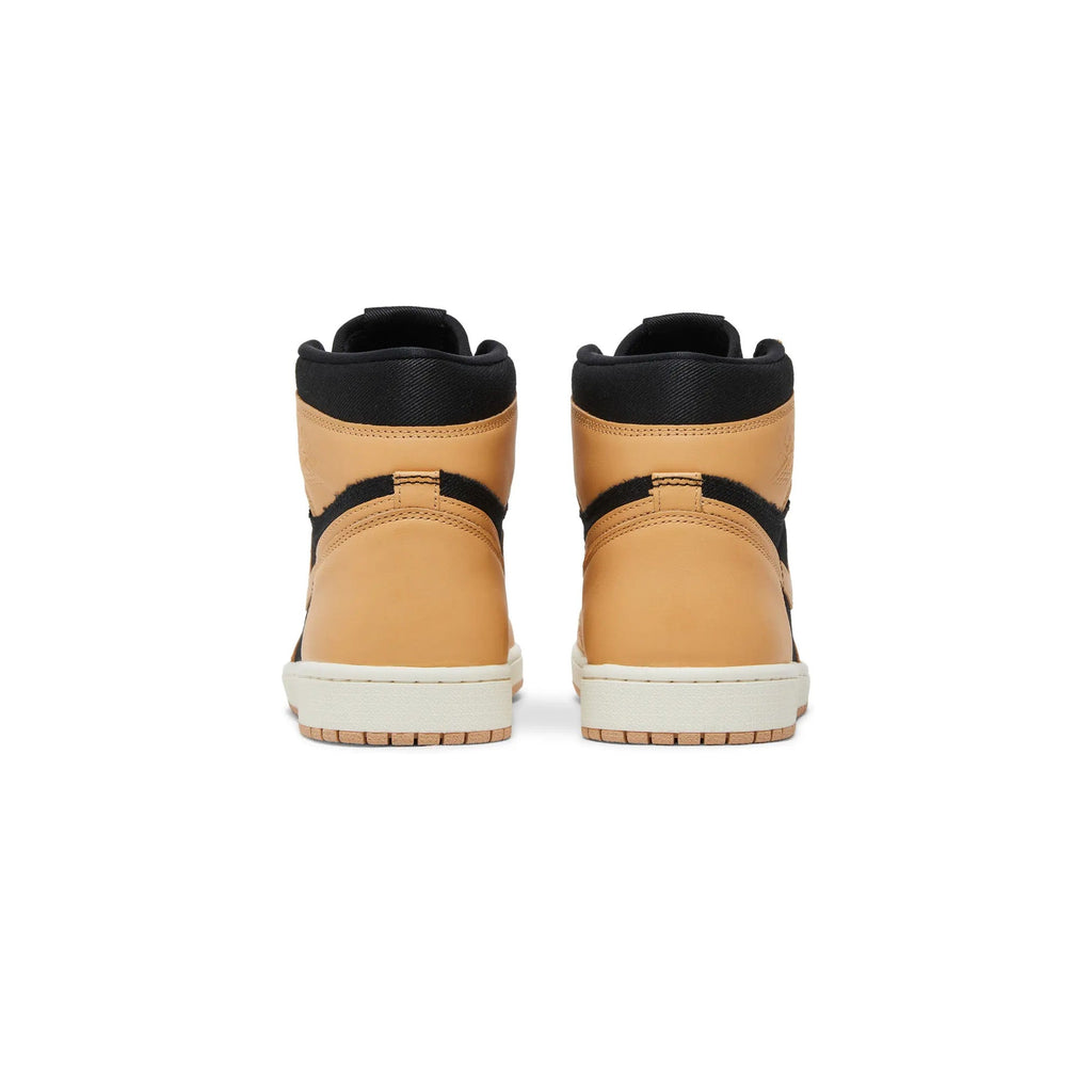Air Jordan 1 Retro High OG 'Heirloom' (2022)
