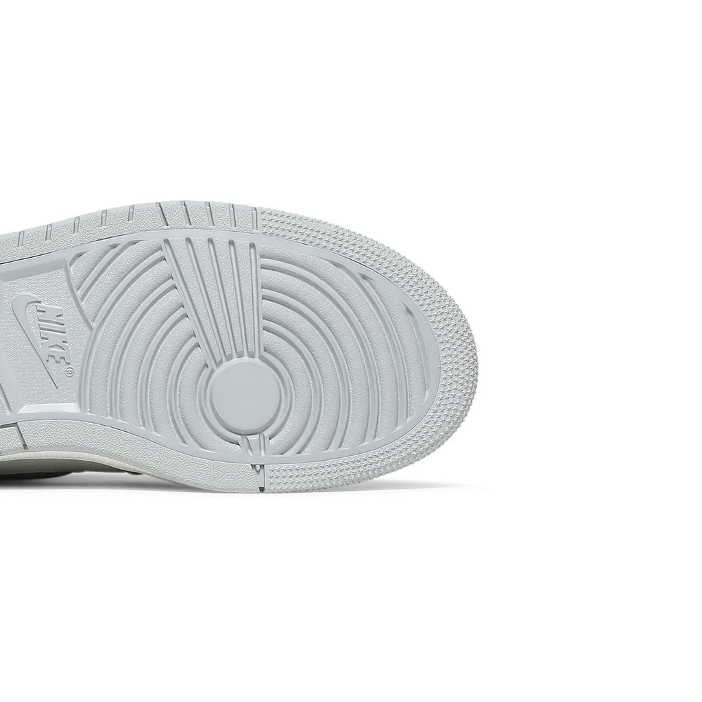 Air Jordan 1 Zoom CMFT 'Photon Dust'