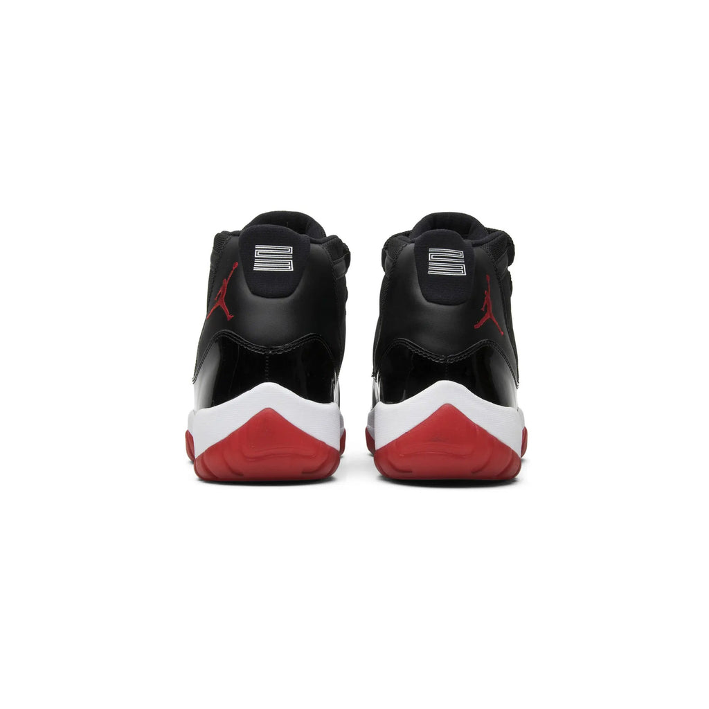 Air Jordan 11 Retro 'Playoffs' (2012)