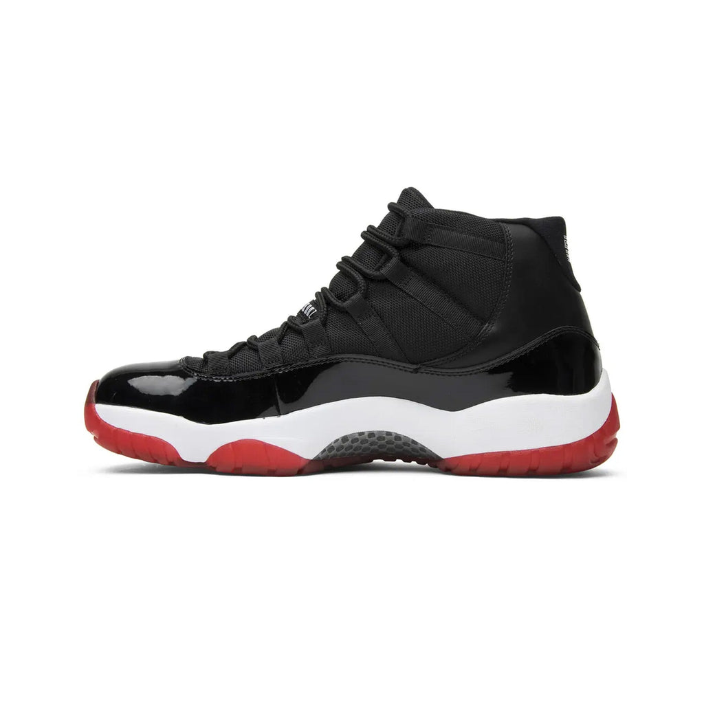 Air Jordan 11 Retro 'Playoffs' (2012)
