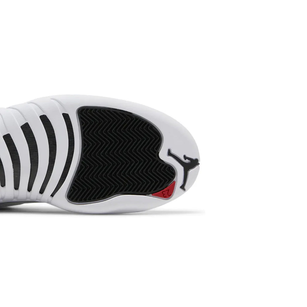 Air Jordan 12 Retro 'Playoffs' (2022)