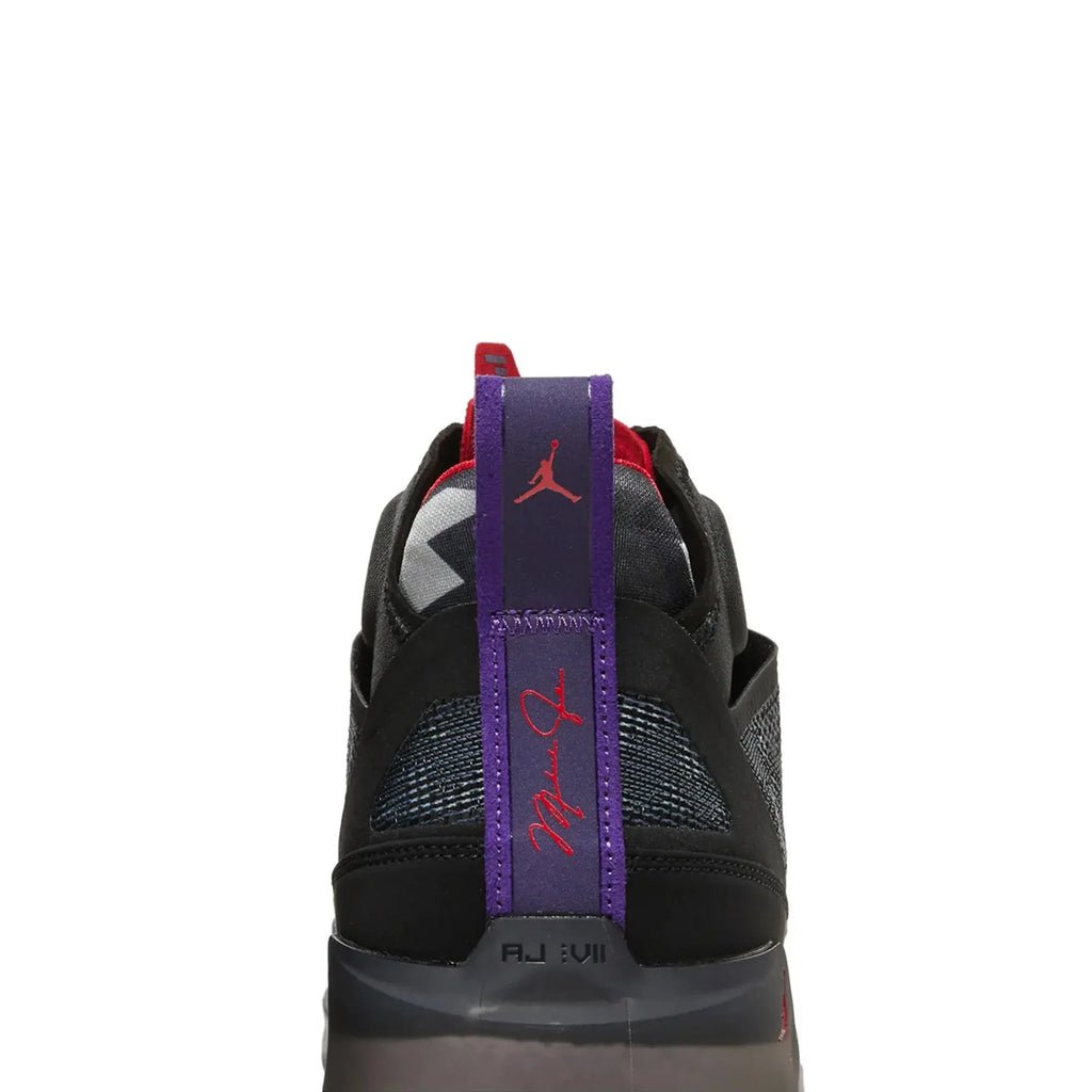 Air Jordan 37 'Raptors' (2022)