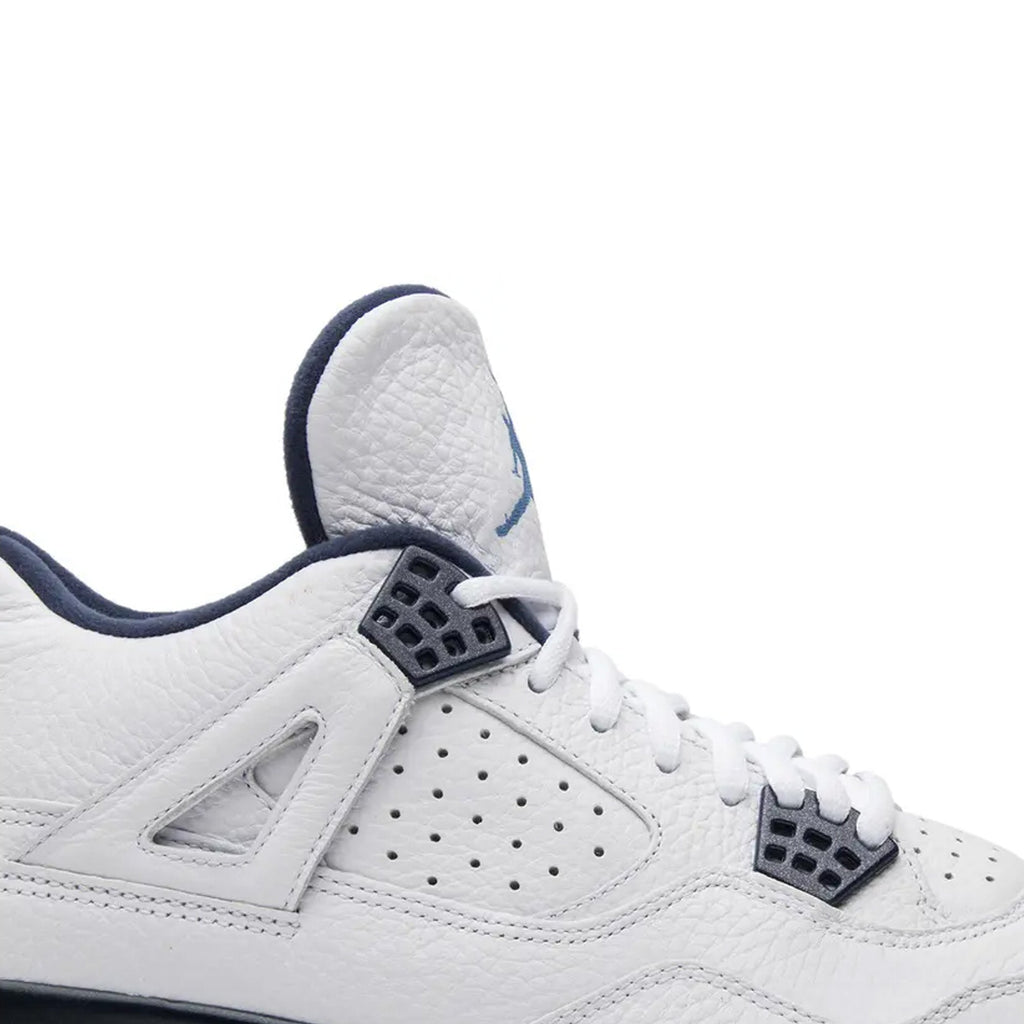 Air Jordan 4 'Columbia'